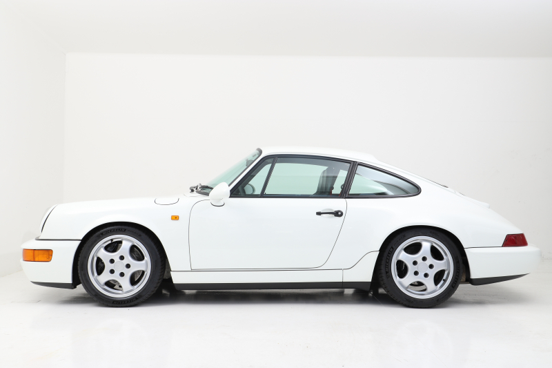 未使用/非売品】ポルシェ 911 Carrera ペーパーウエイト 1/43